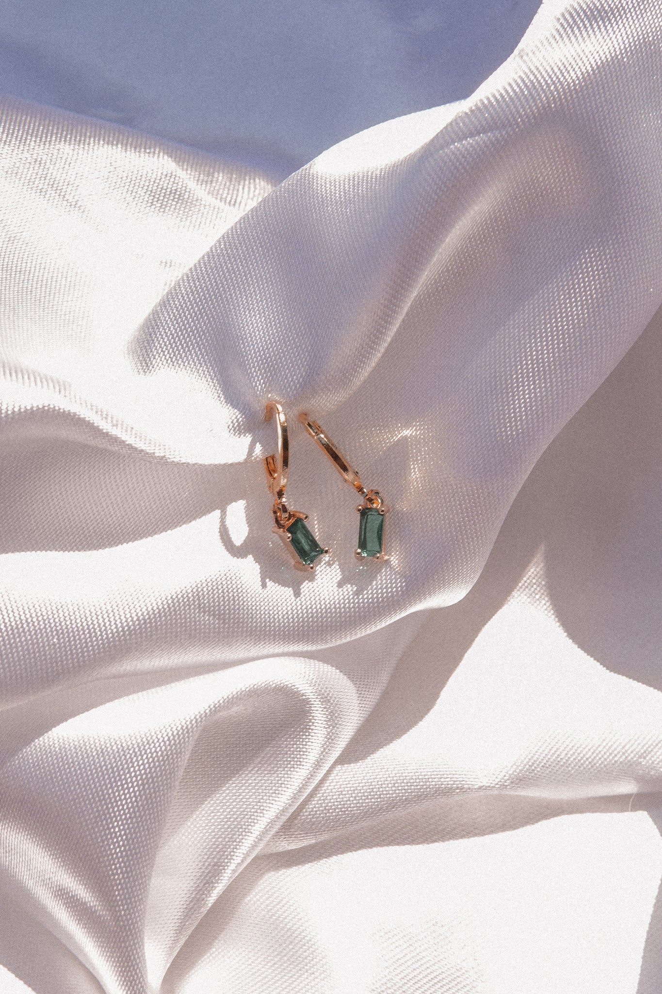 14k plated emerald dangle earrings