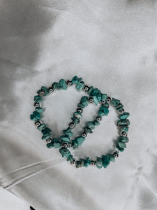 turquoise beaded bracelet